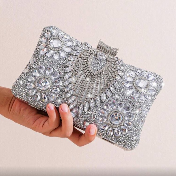 Luxurious silver floral rhinestone party evening wedding prom clutch box bag